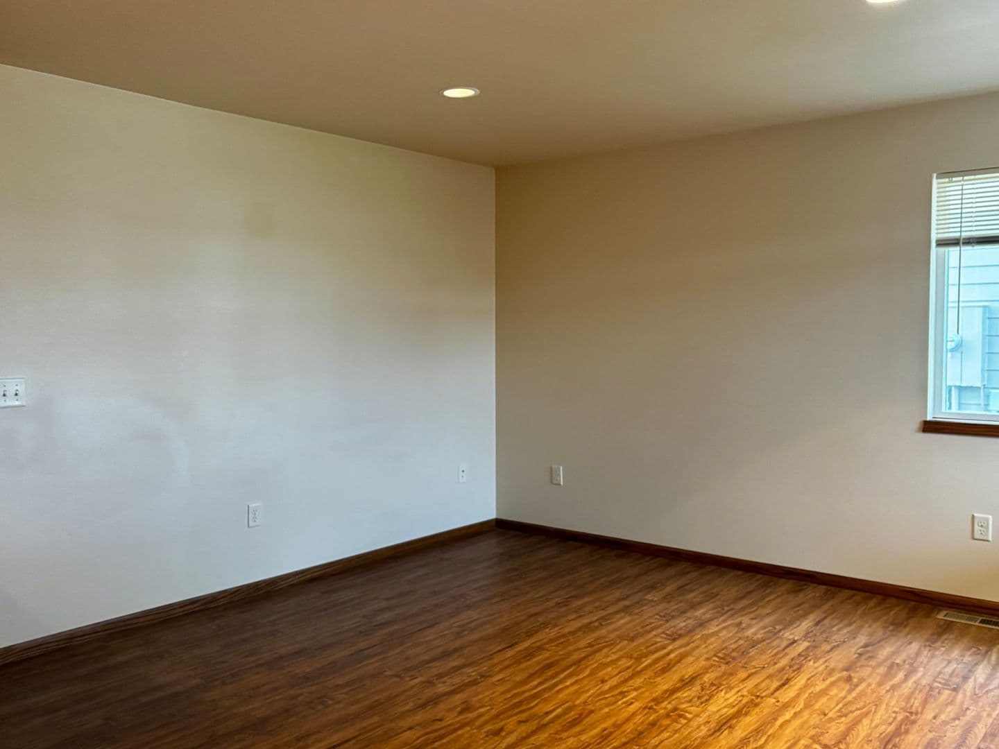 Billings Apartment: 2061-2067 Lake Hills