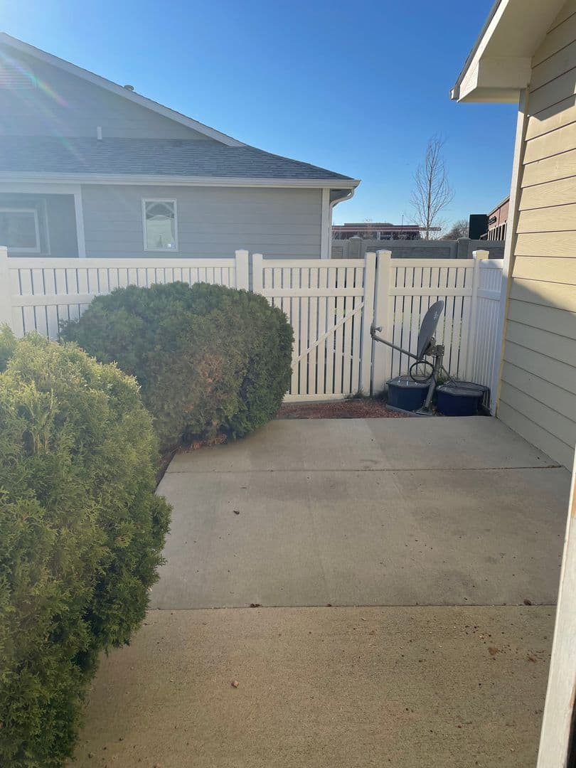 Billings House: 1532 Golden Blvd