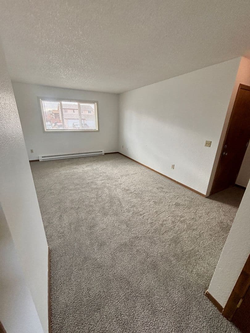 Billings Apartment: 265 Aristocrat Dr