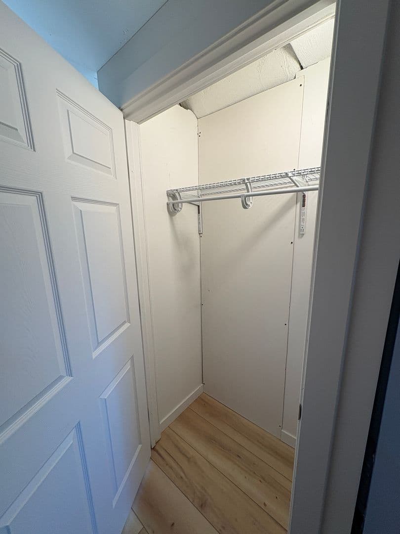 Billings Apartment: 300 N 25th ST