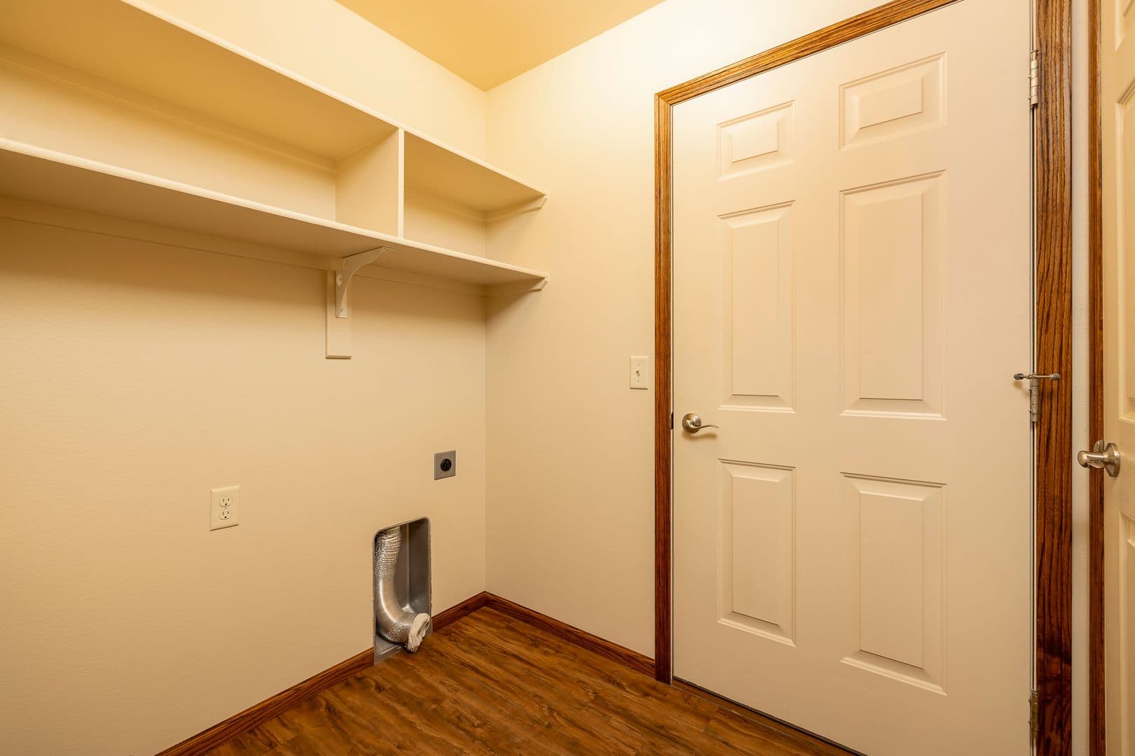 Billings Apartment: 2061-2067 Lake Hills