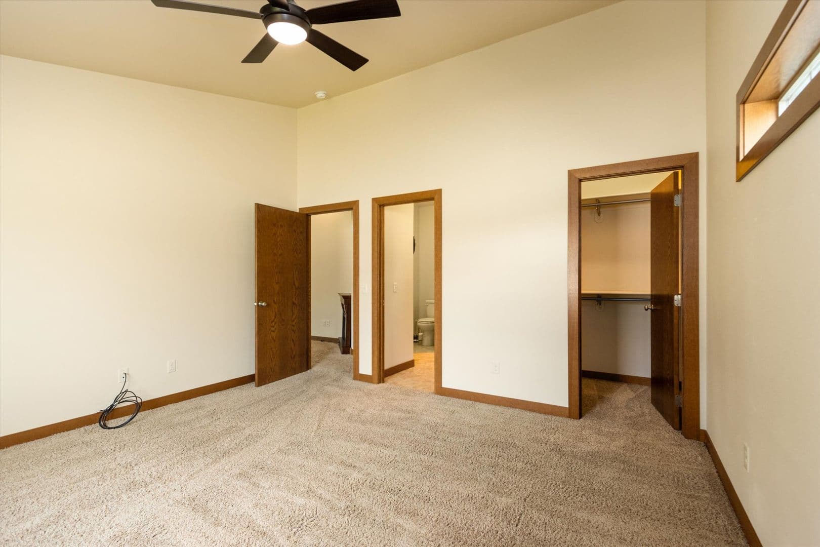 Billings House: 5933 Foxtail Loop West
