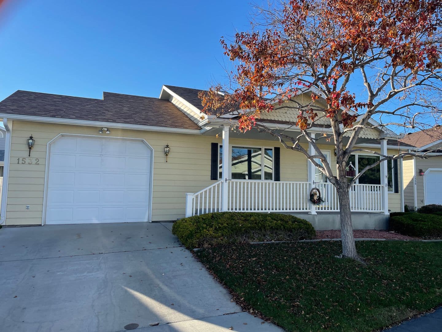 Billings House: 1532 Golden Blvd