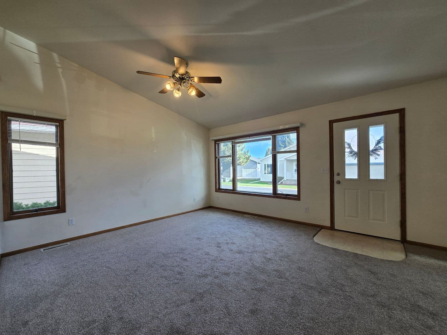 Billings House: 1532 Golden Blvd