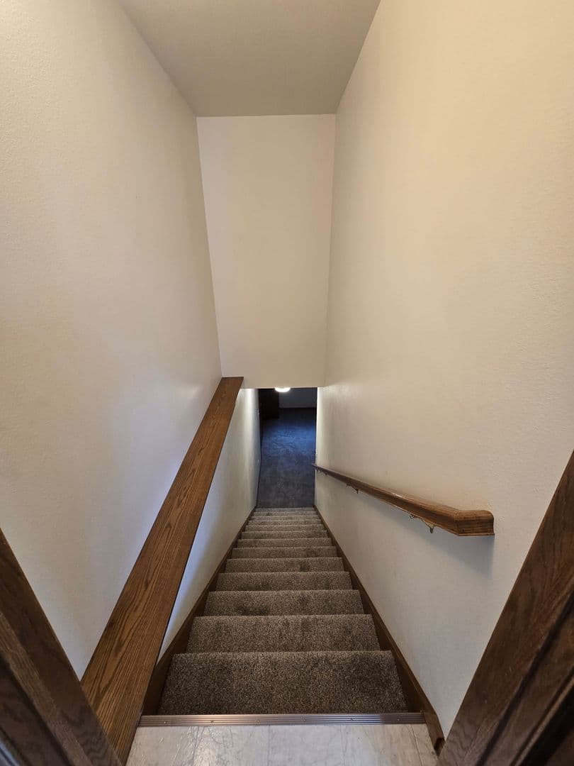 Billings House: 1532 Golden Blvd