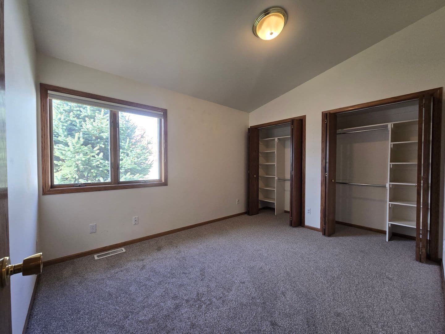 Billings House: 1532 Golden Blvd