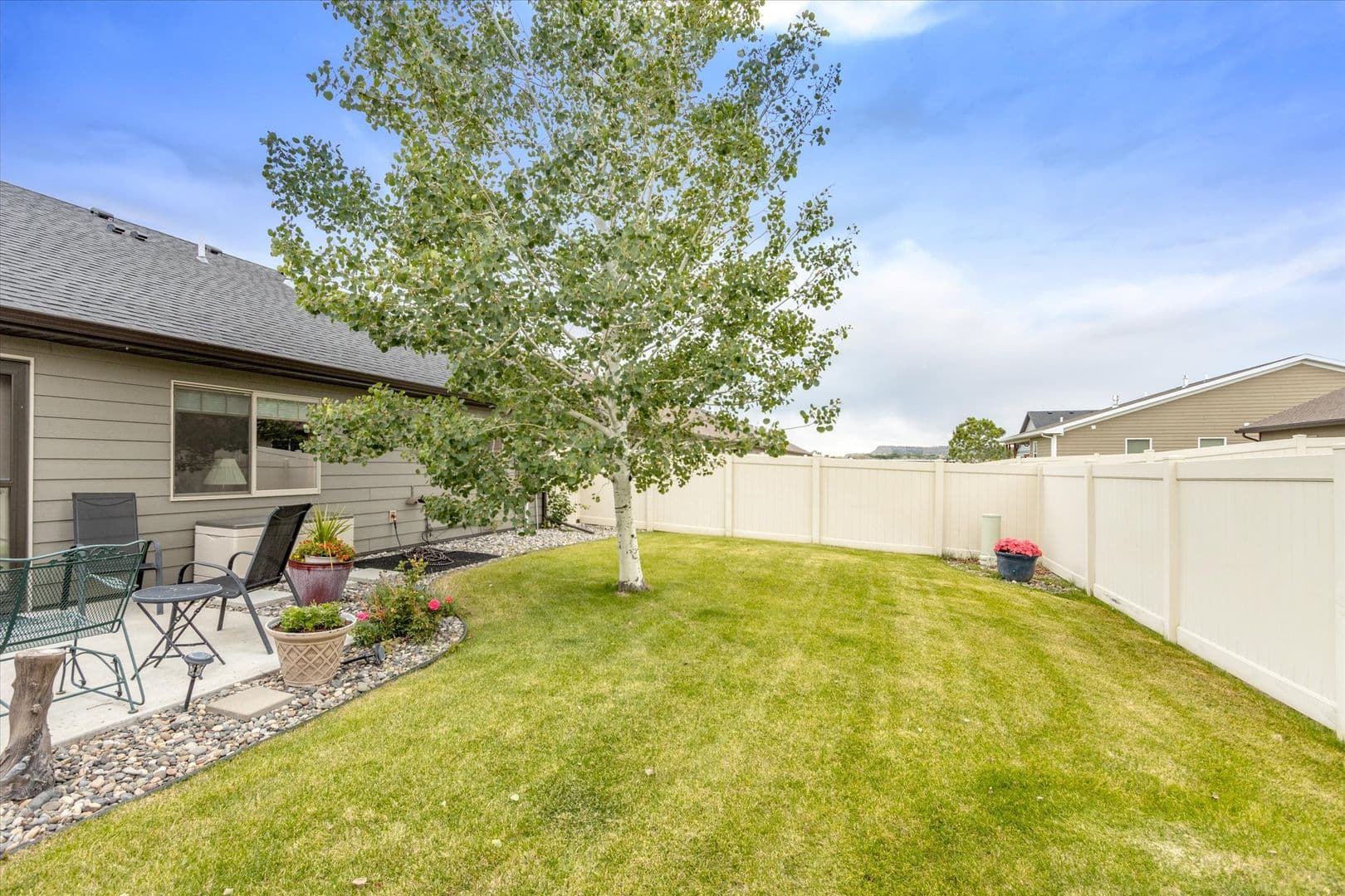 Billings House: 5933 Foxtail Loop West