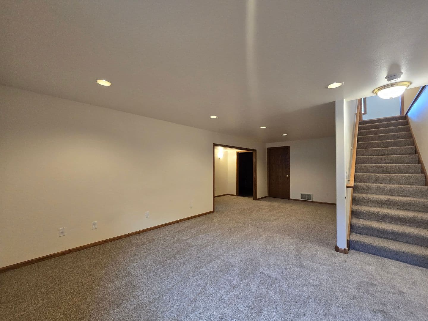Billings House: 1532 Golden Blvd