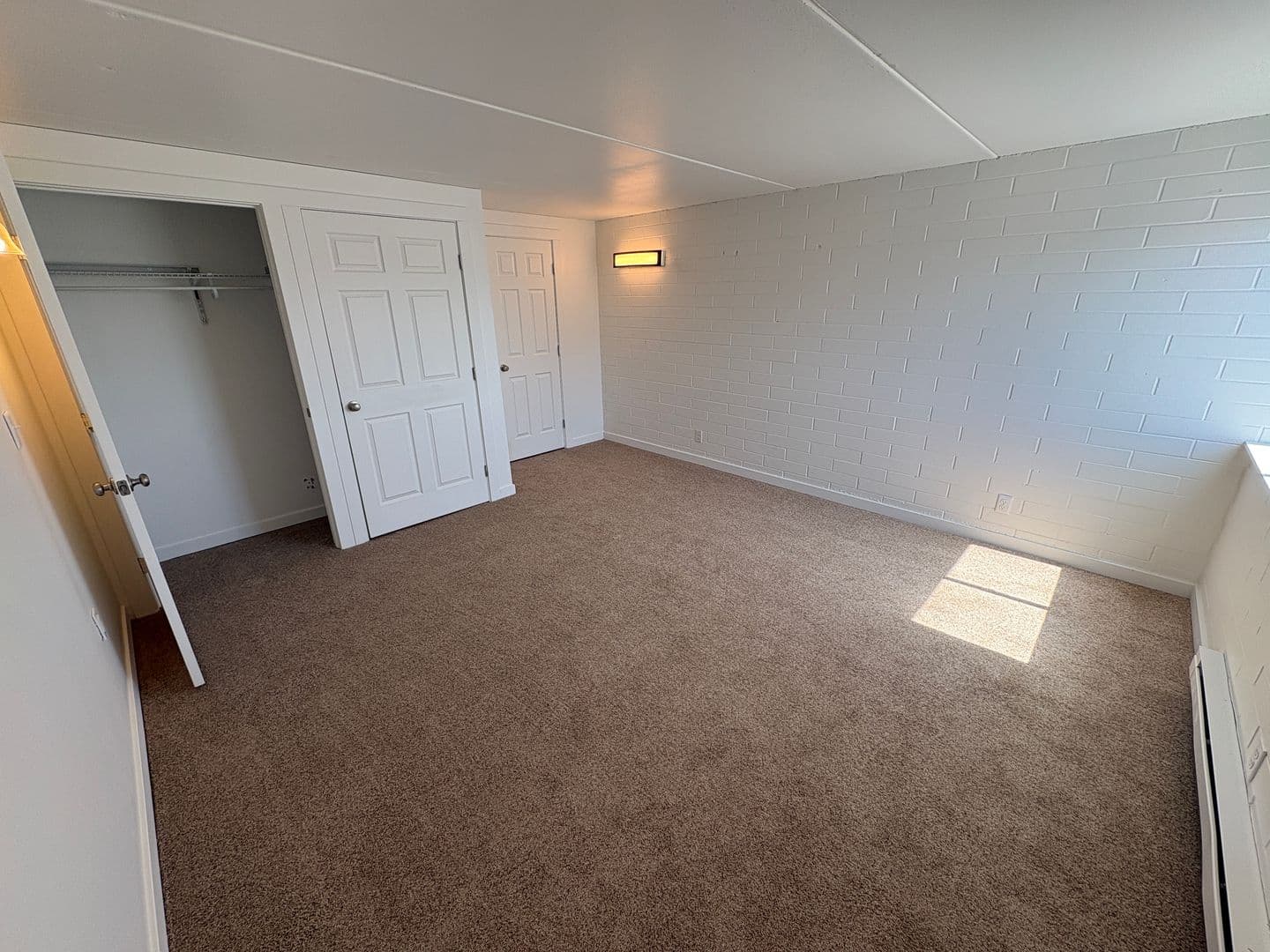 Billings Apartment: 300 N 25th ST