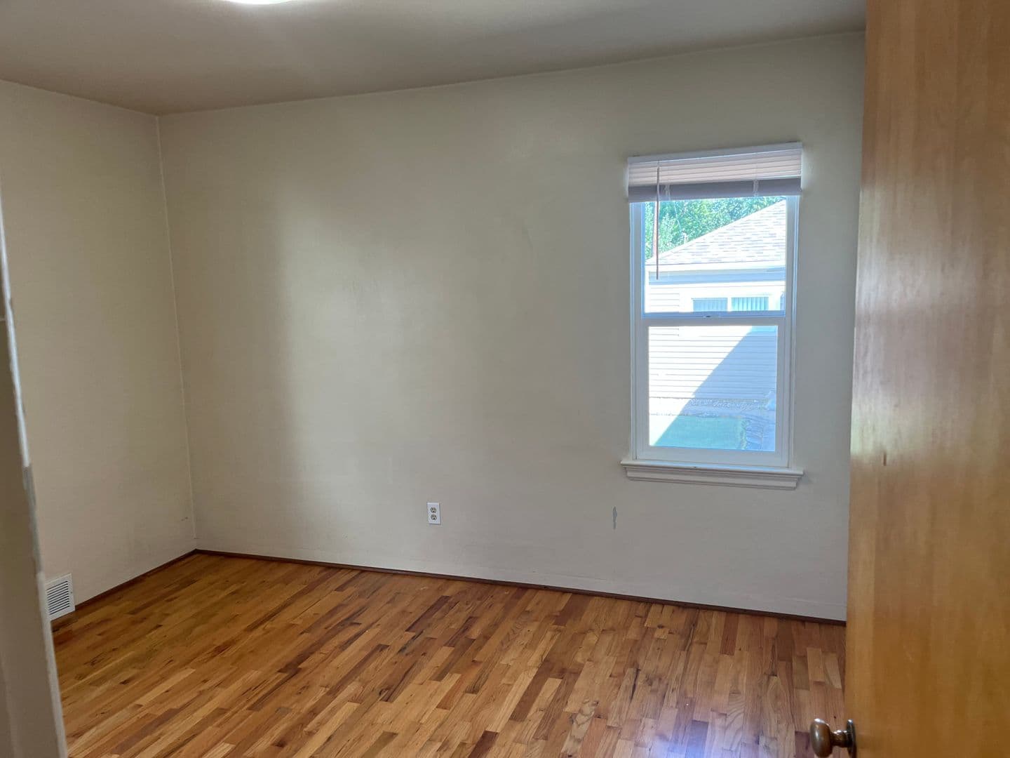 Billings Apartment: 729 Avenue B