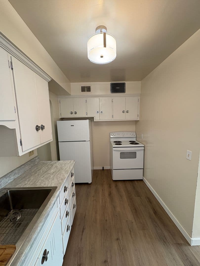 Billings Apartment: 729 Avenue B