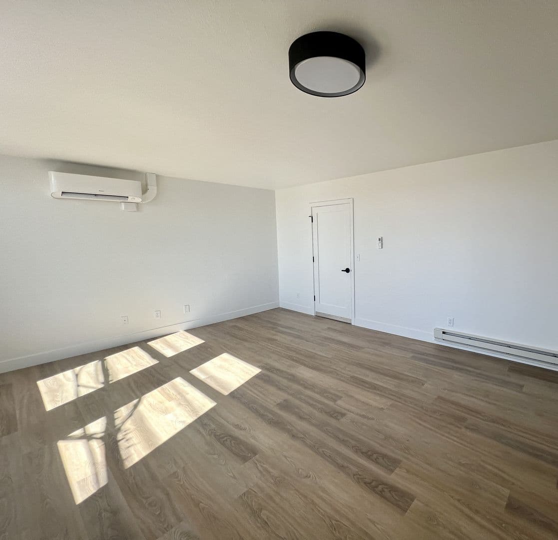 Billings Apartment: 14 N 29th St
