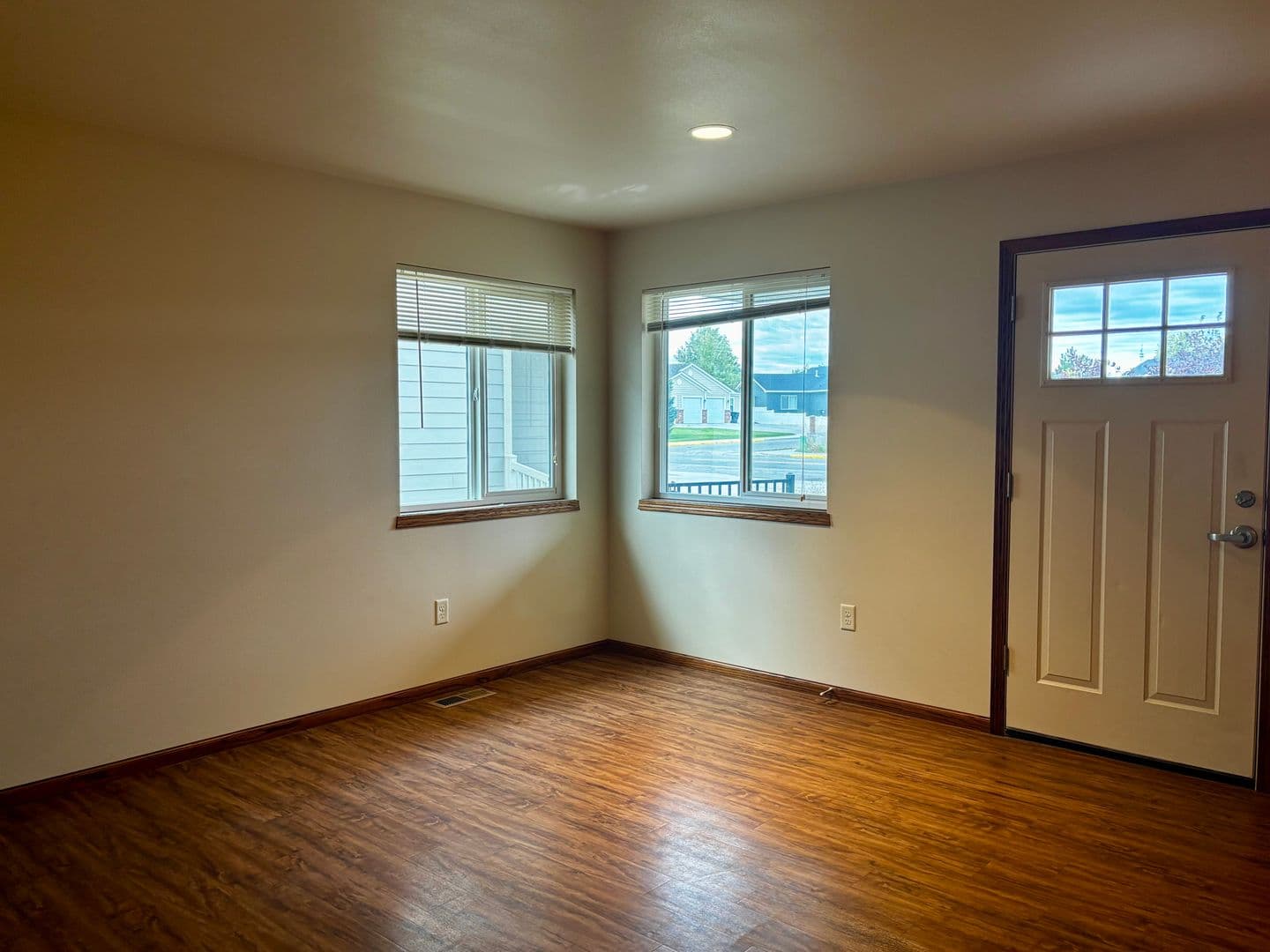 Billings Apartment: 2061-2067 Lake Hills