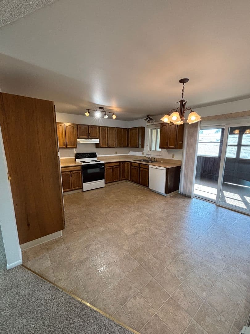 Billings Apartment: 2240 Monad Rd #1-4