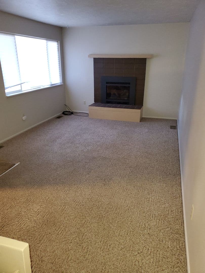 Billings House: 1610 Roadrunner Pl