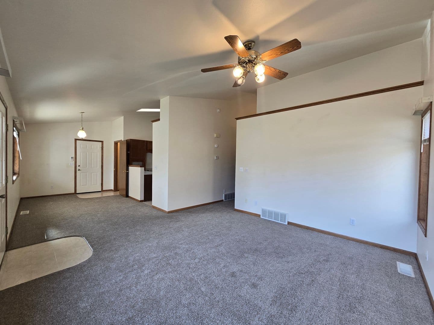 Billings House: 1532 Golden Blvd