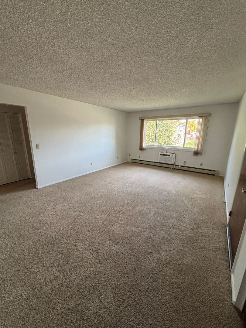 Billings Apartment: 2240 Monad Rd #1-4