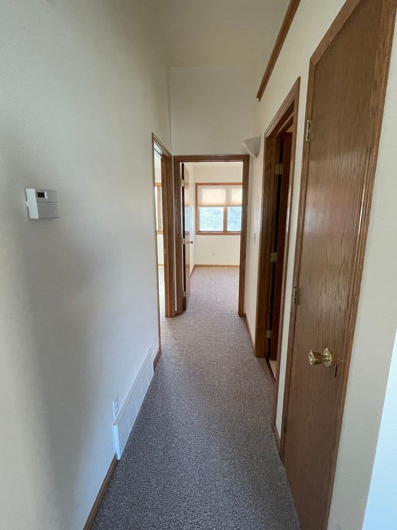 Billings House: 1532 Golden Blvd