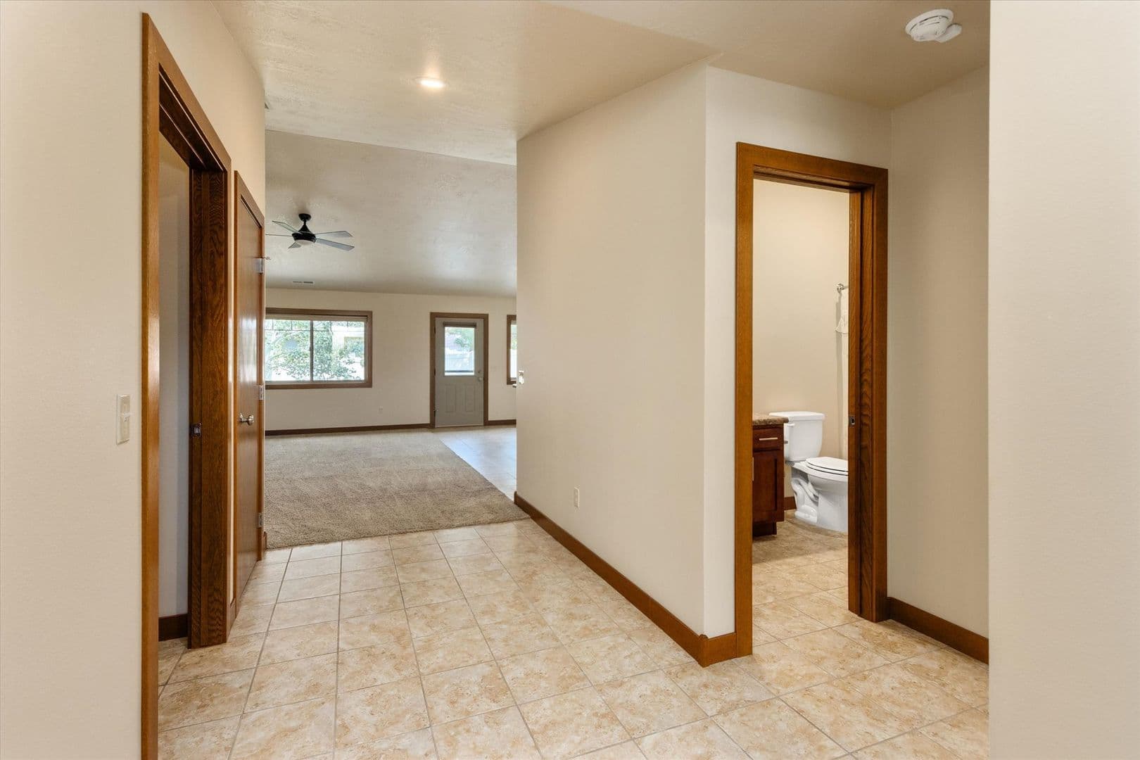 Billings House: 5933 Foxtail Loop West