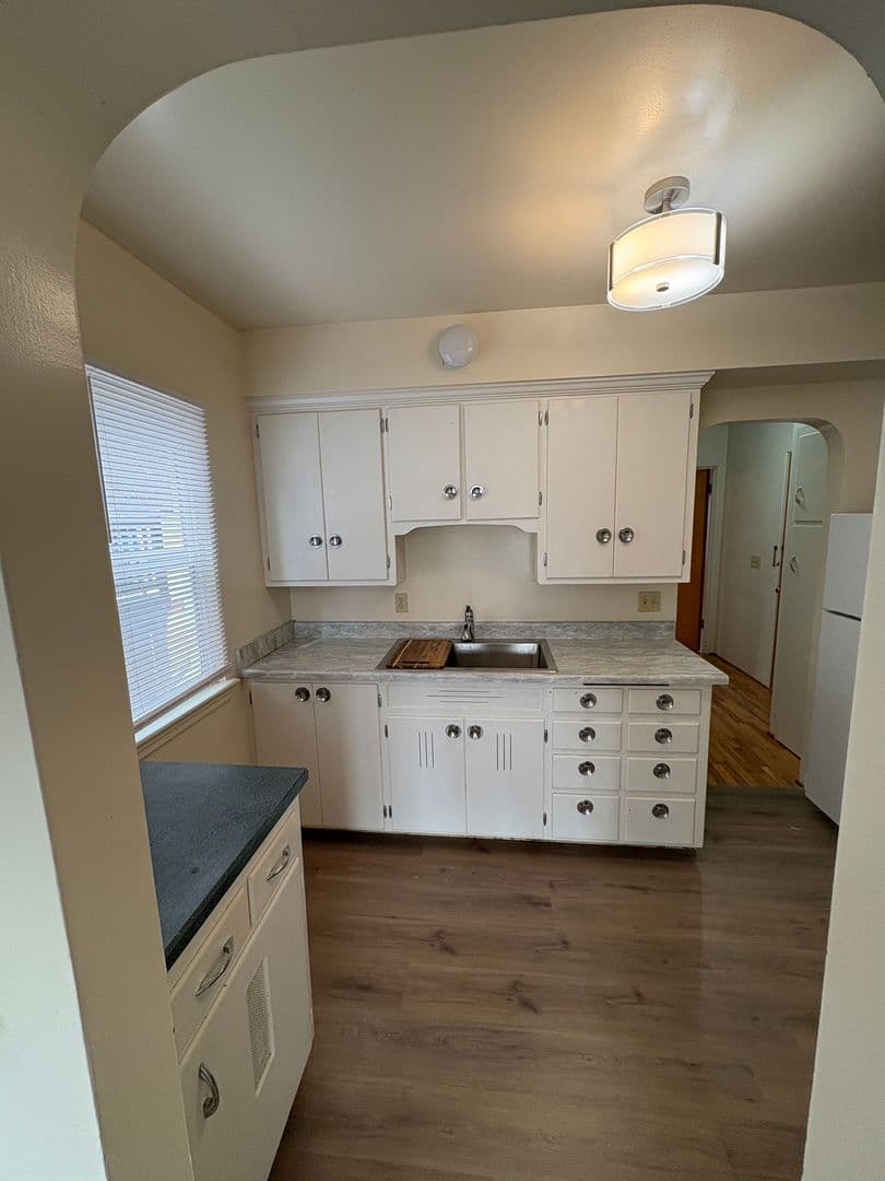 Billings Apartment: 729 Avenue B