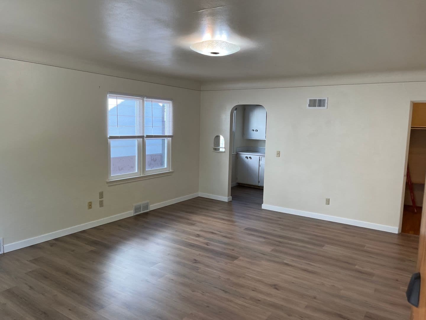 Billings Apartment: 729 Avenue B