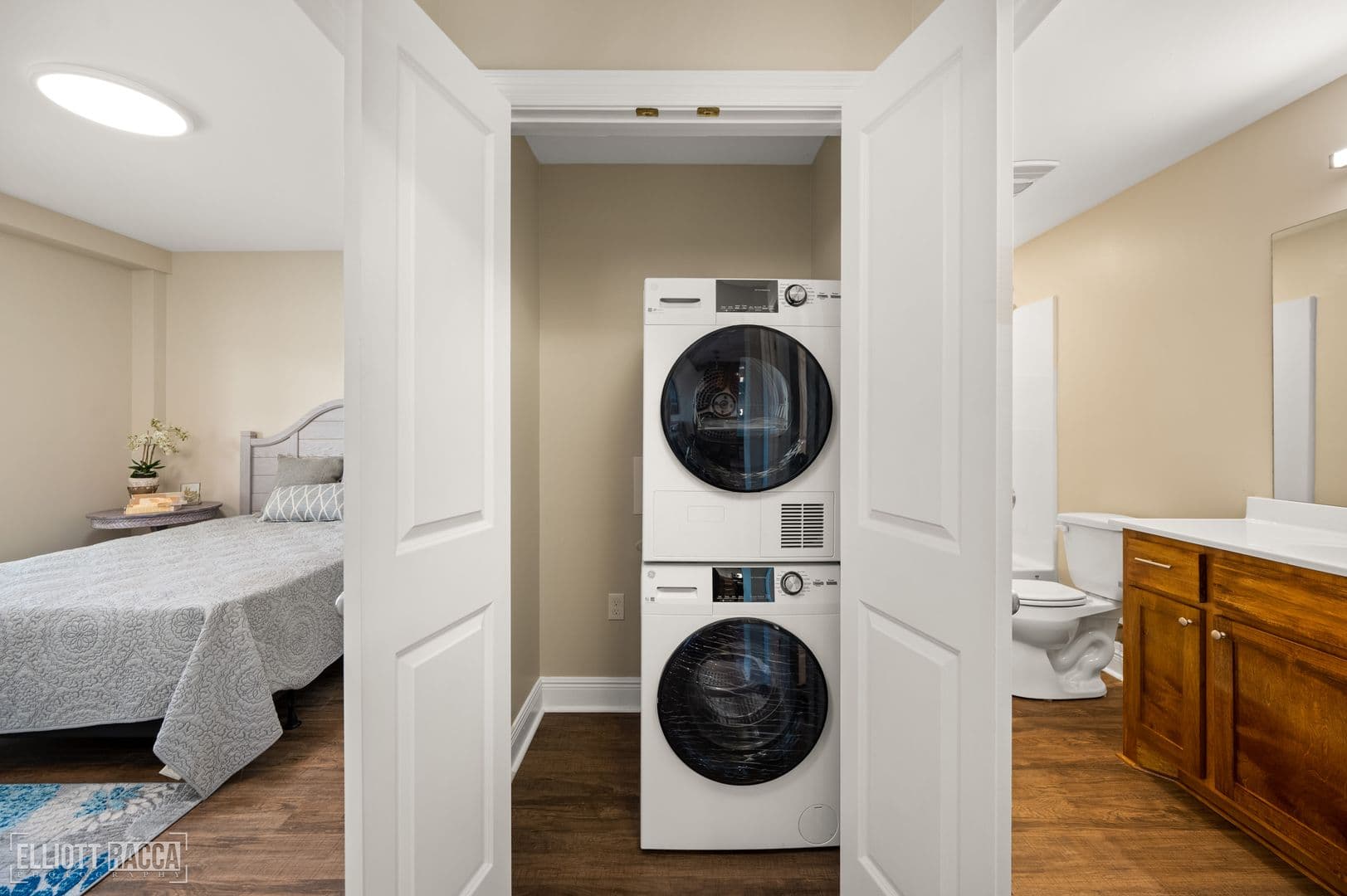 Alexandria Apartment: 3801 Halsey Street