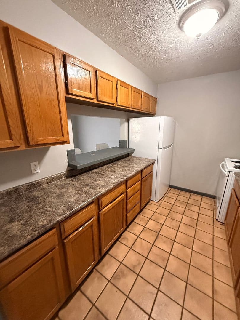 Alexandria Apartment: 2802 - 2804 Horseshoe Drive