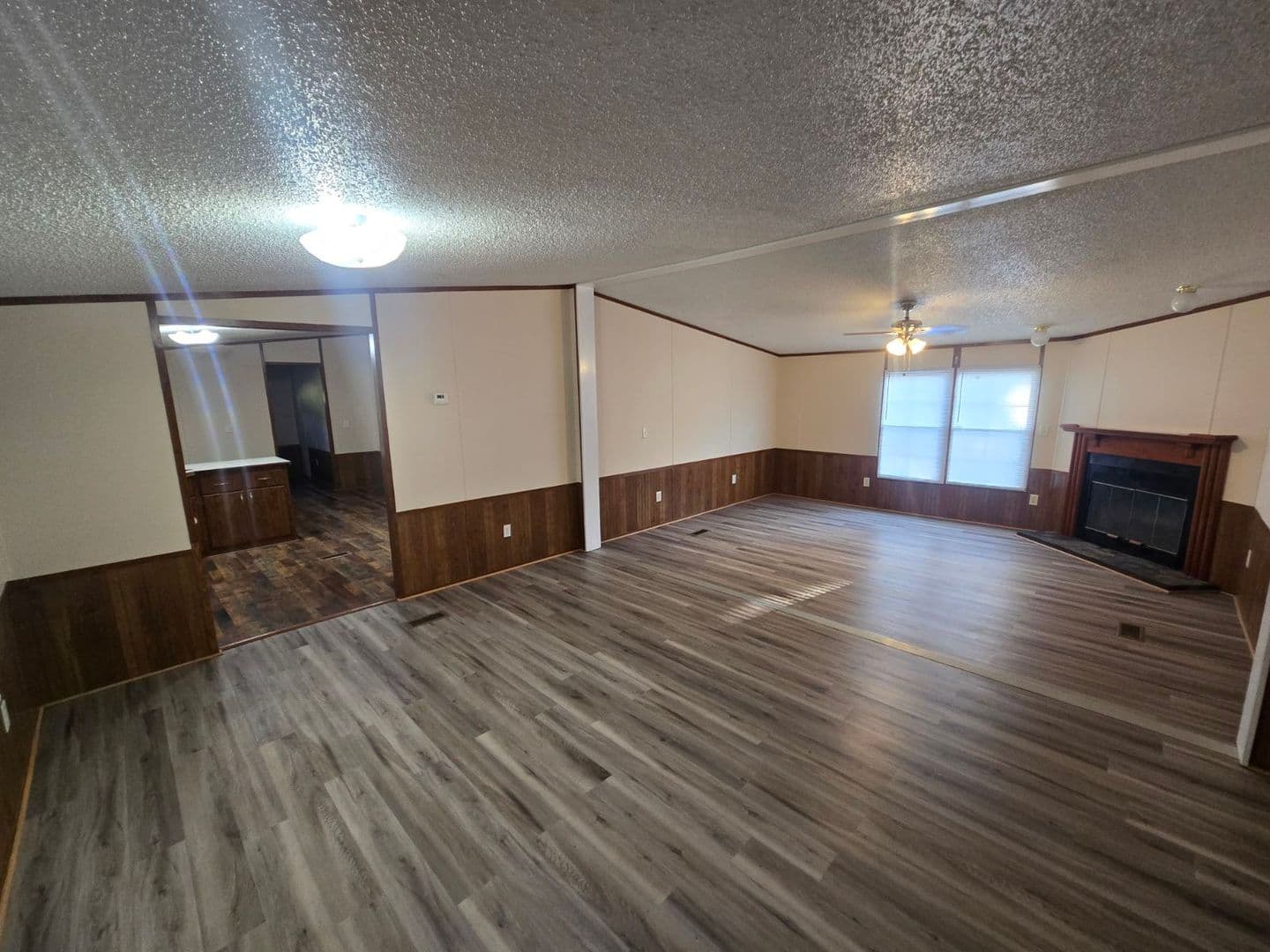 Dry Prong Apartment: 21459 Highway 167