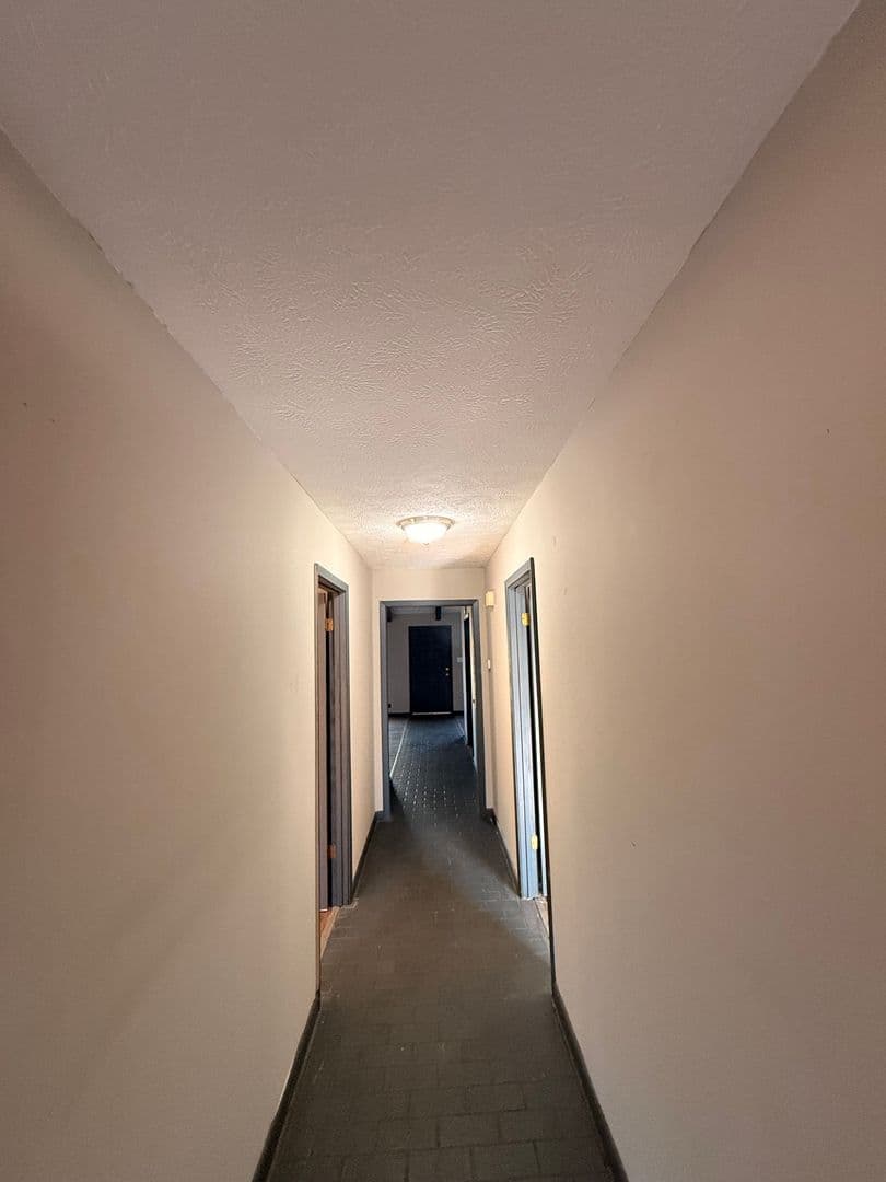 Alexandria Apartment: 2802 - 2804 Horseshoe Drive