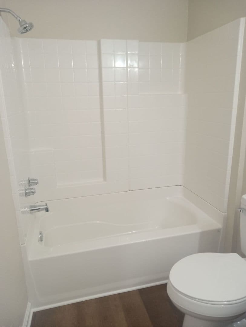 Alexandria Apartment: 2509 Culpepper Rd