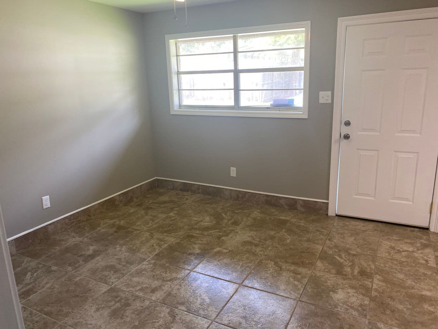 Pineville Apartment: 101 Burns Street