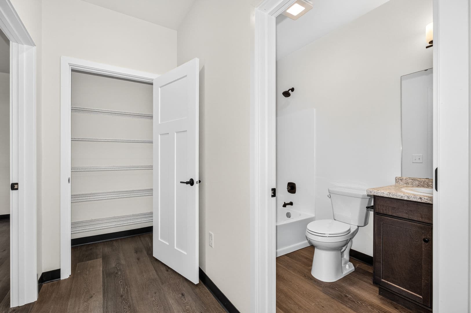 Minocqua Apartment: 8664 Aspen Grove Rd