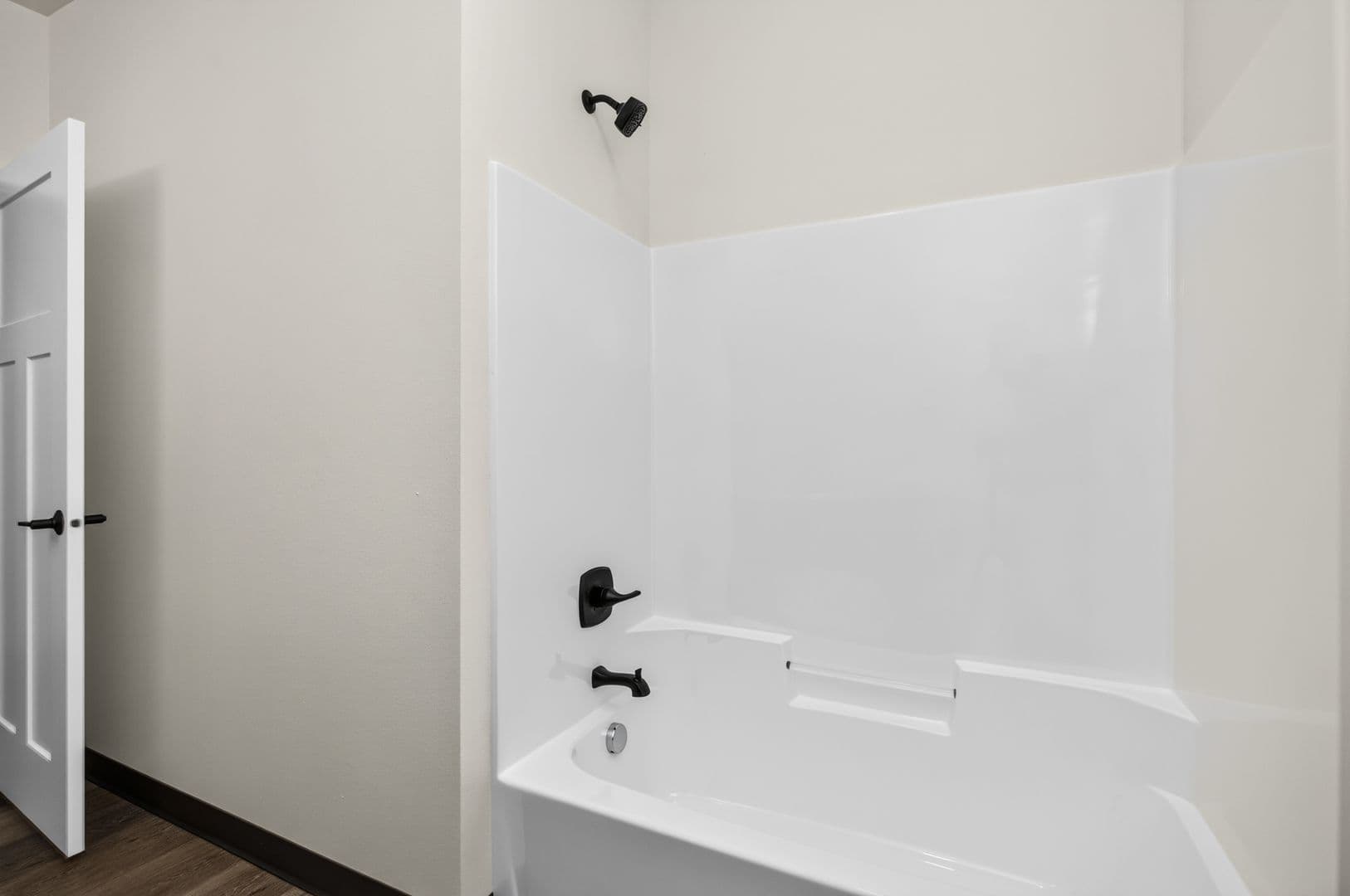 Minocqua Apartment: 8664 Aspen Grove Rd