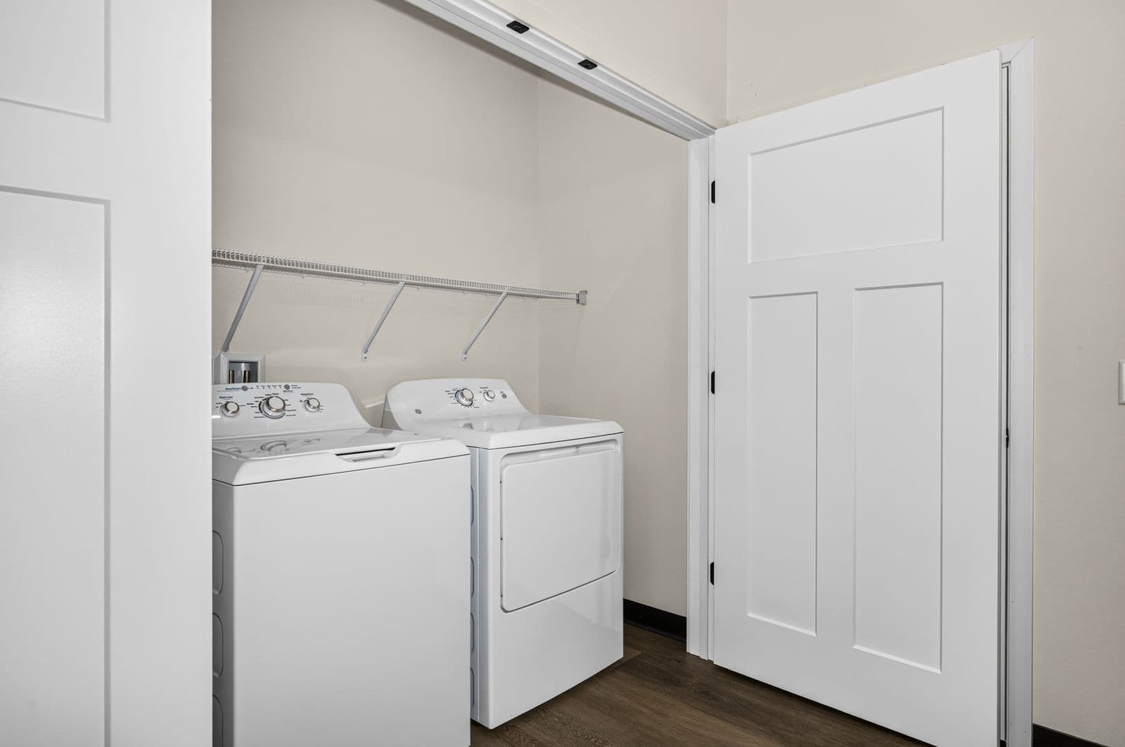 Minocqua Apartment: 8664 Aspen Grove Rd