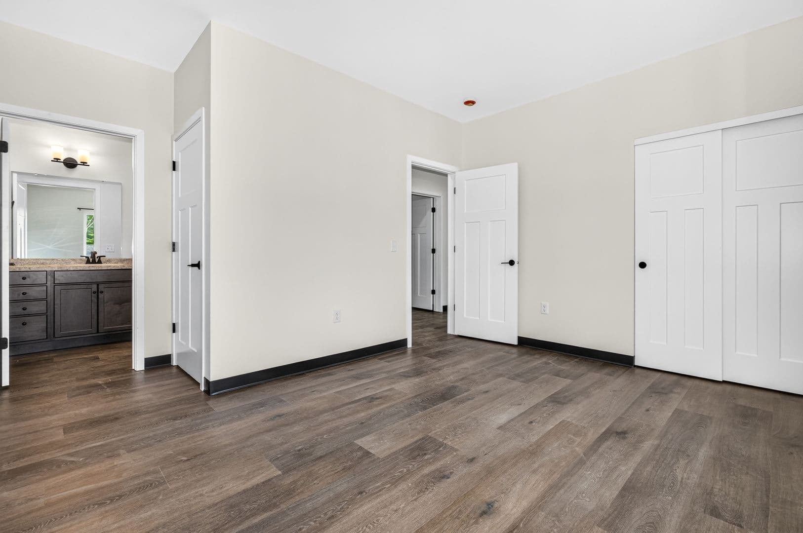 Minocqua Apartment: 8664 Aspen Grove Rd