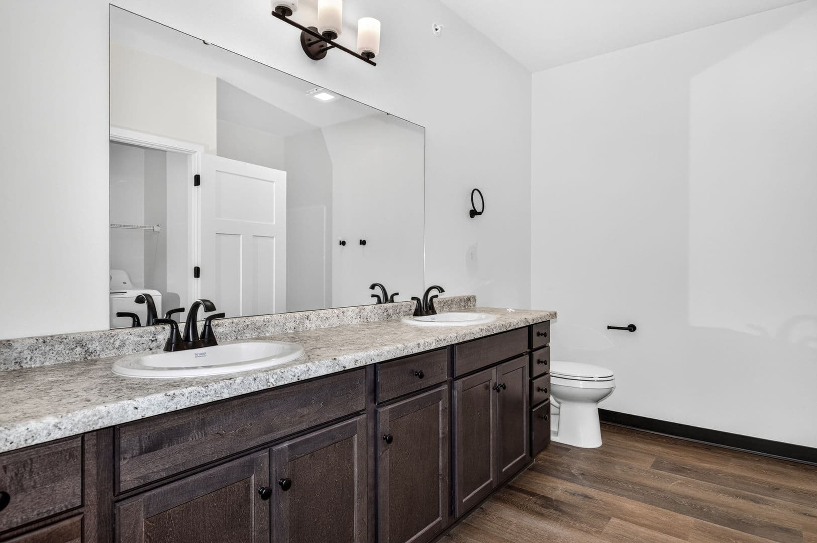 Minocqua Apartment: 8664 Aspen Grove Rd