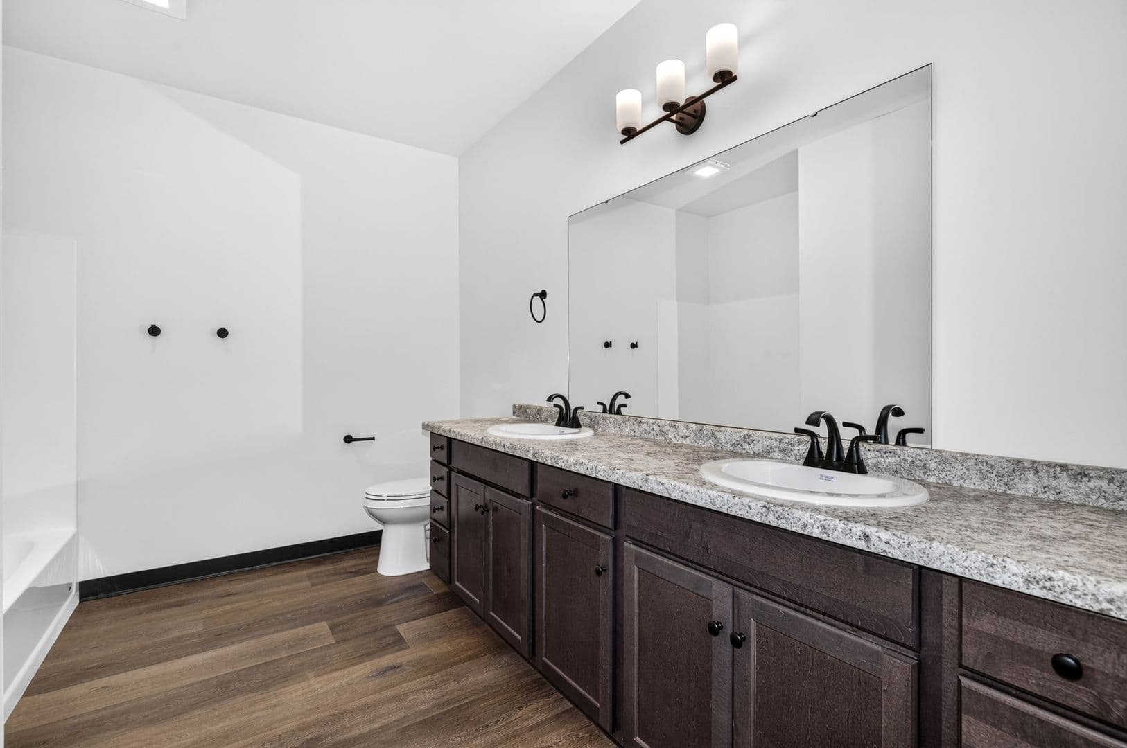 Minocqua Apartment: 8664 Aspen Grove Rd