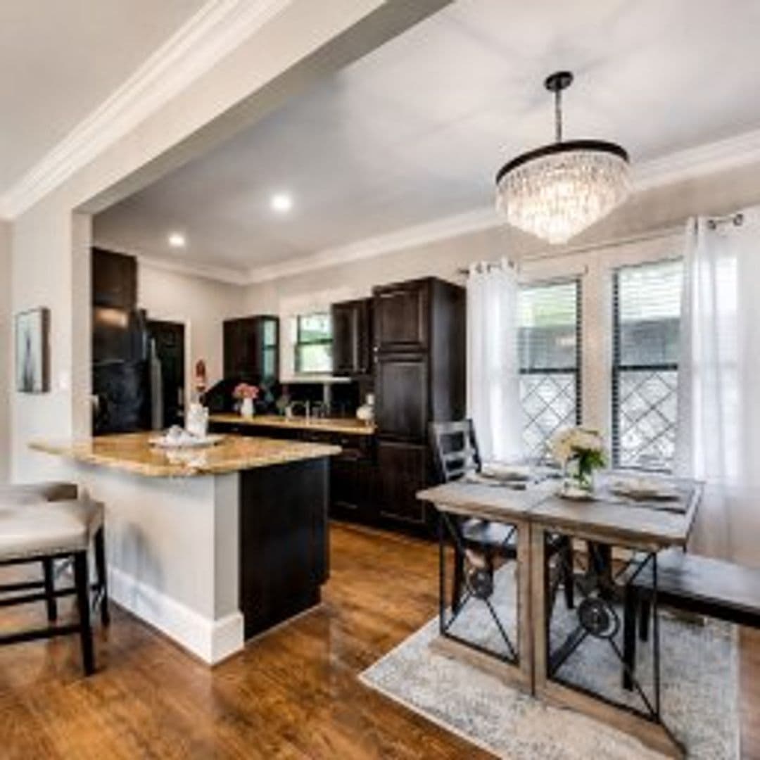 Dallas Apartment: 4417 Swiss Avenue