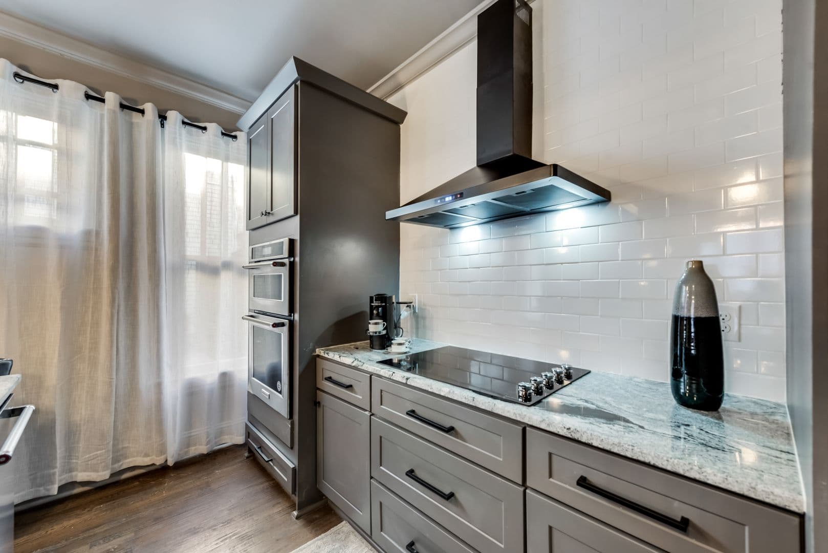 Dallas Apartment: 4902 Worth Street