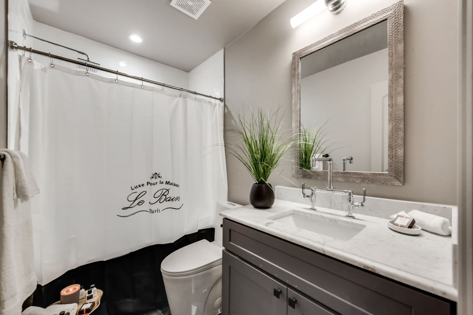 Dallas Apartment: 4803 Junius Street