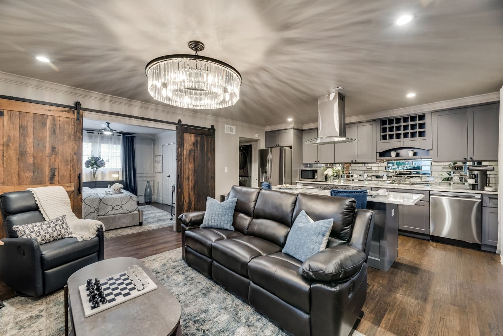 Dallas Apartment: 4803 Junius Street