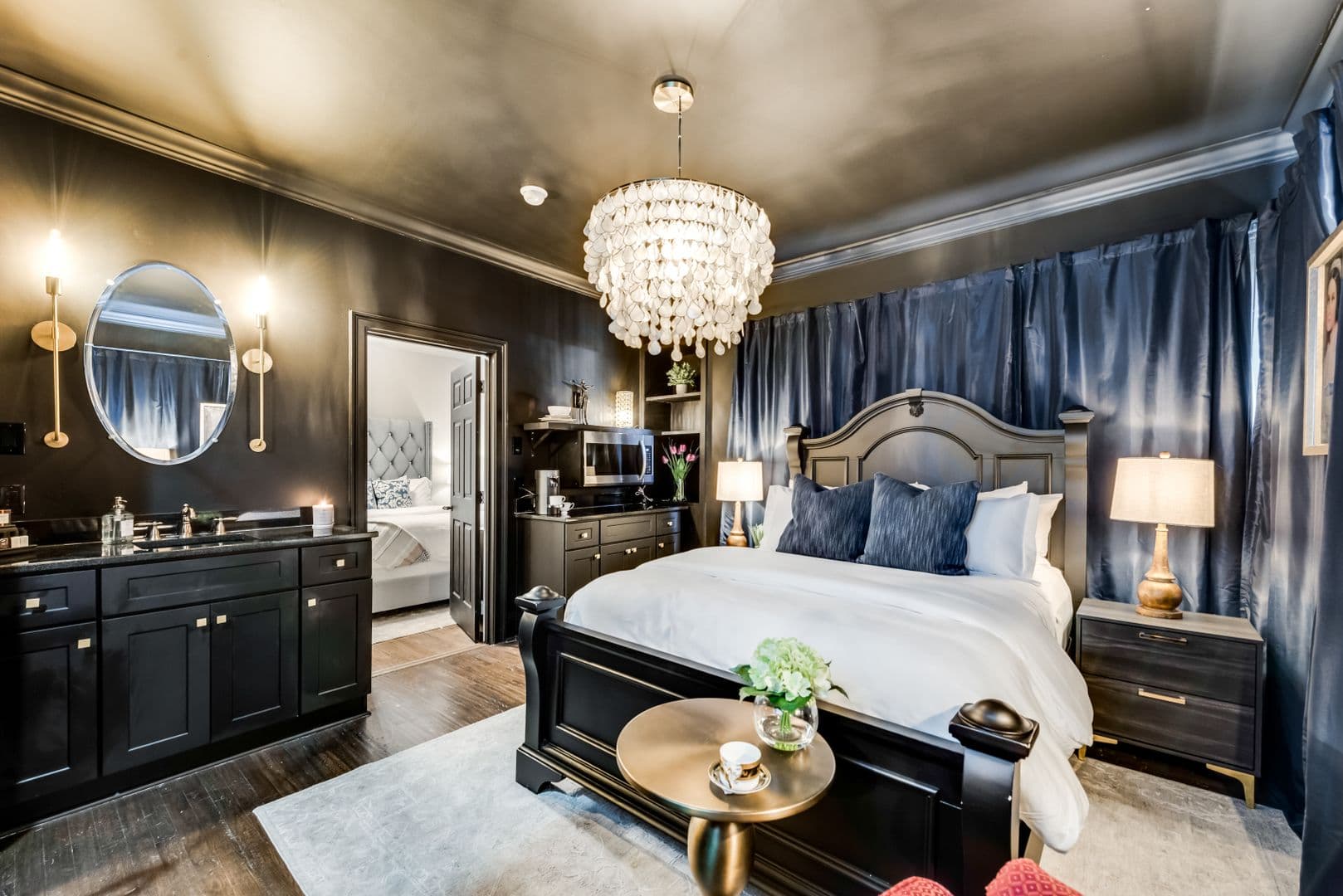 Dallas Apartment: 4902 Worth Street