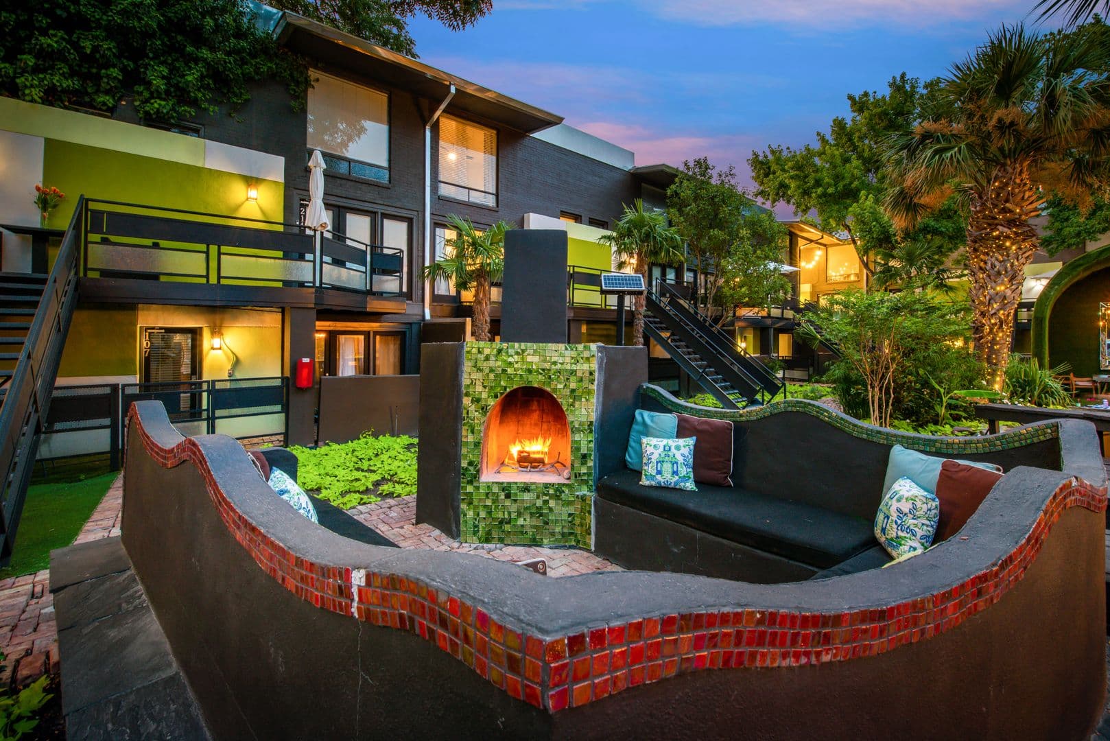 Dallas Apartment: 6011 Gaston Avenue
