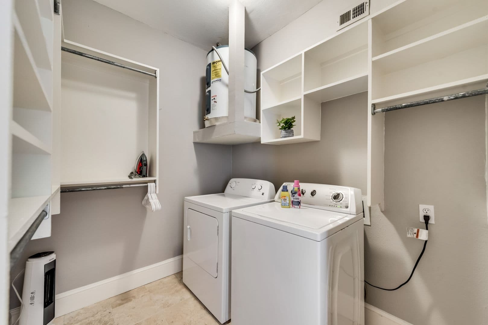 Dallas Apartment: 4417 Swiss Avenue