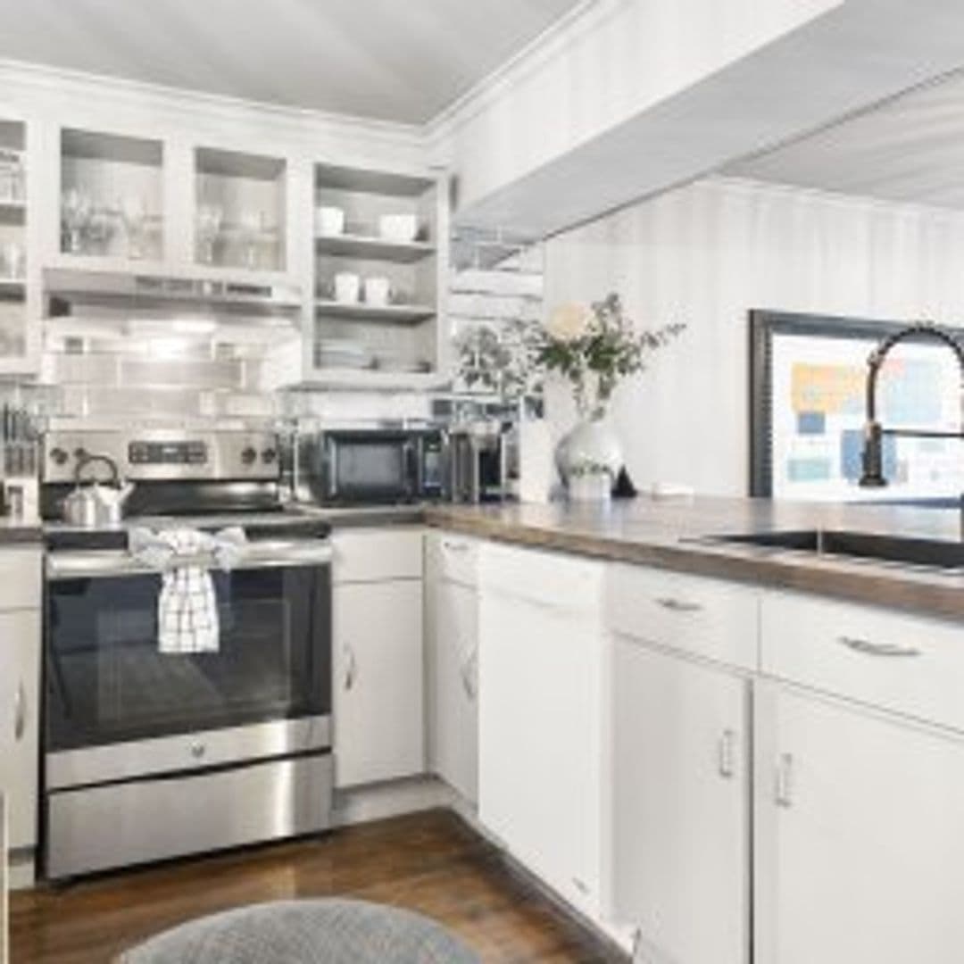 Dallas Apartment: 6011 Gaston Avenue