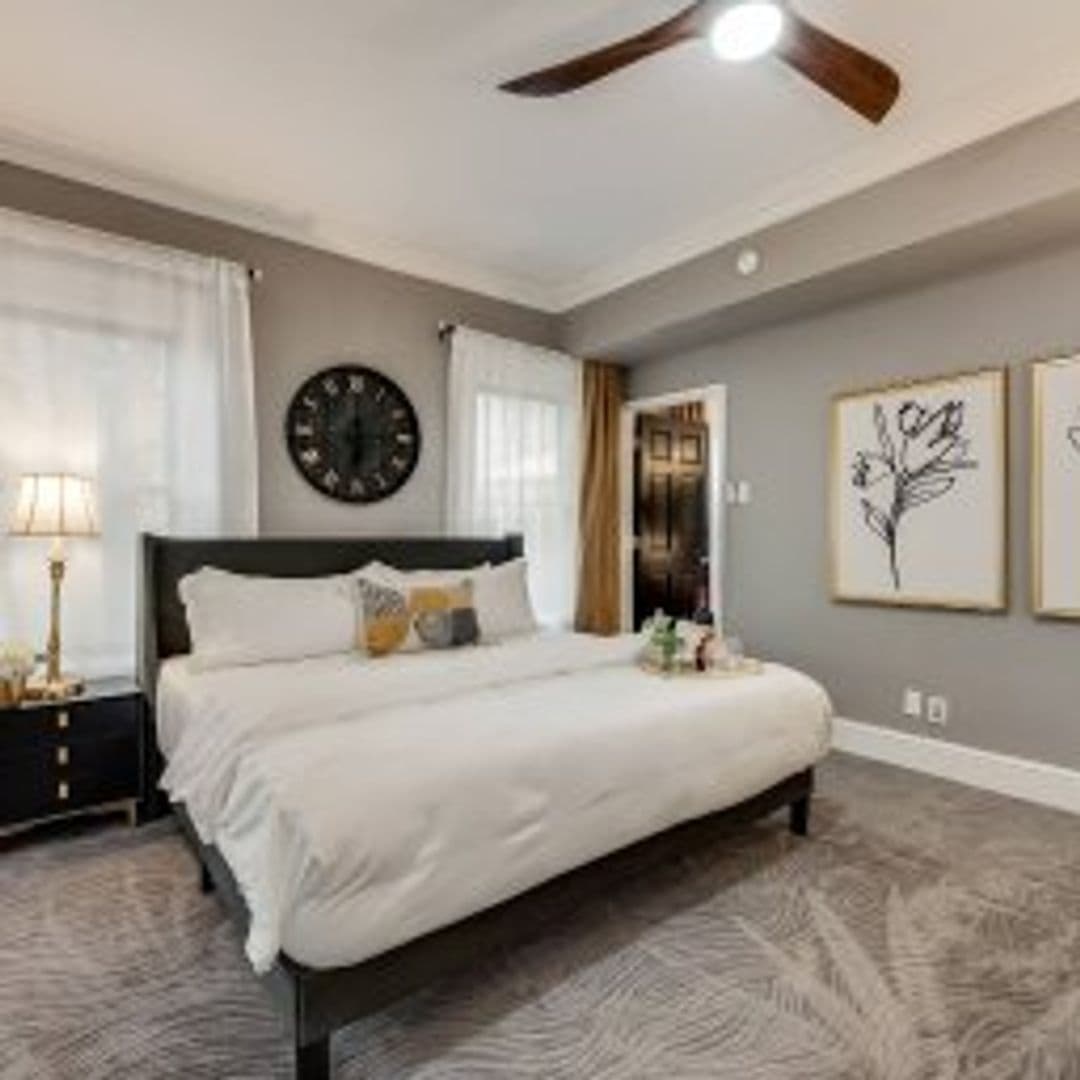 Dallas Apartment: 4417 Swiss Avenue
