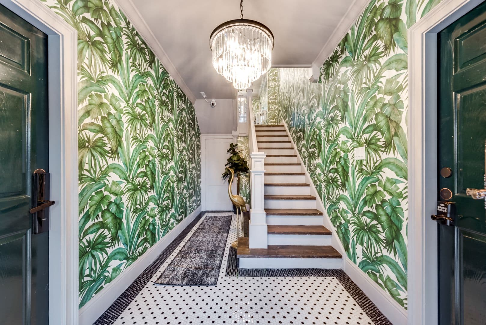 Dallas Apartment: 4902 Worth Street