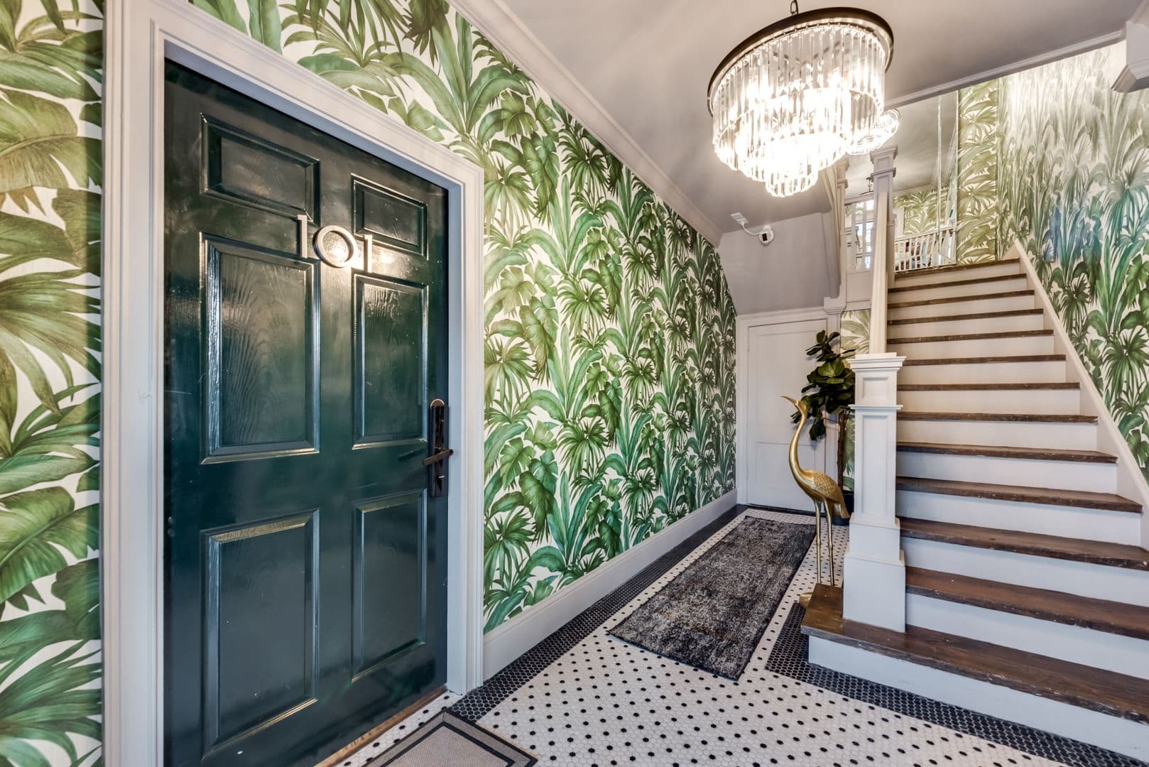 Dallas Apartment: 4902 Worth Street