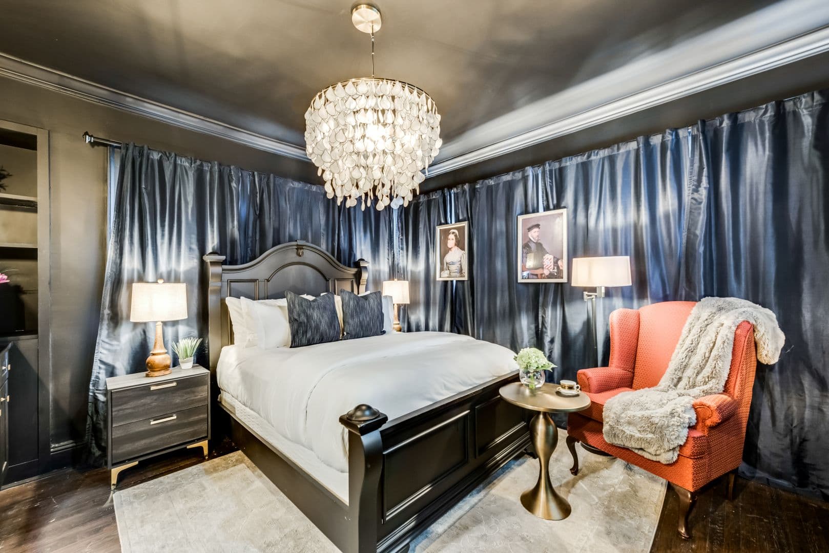Dallas Apartment: 4902 Worth Street