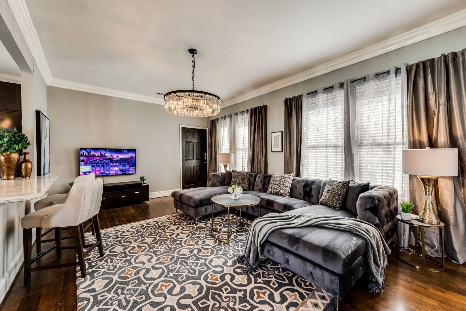 Dallas Apartment: 4417 Swiss Avenue